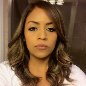 Meet your Posher, Lupita